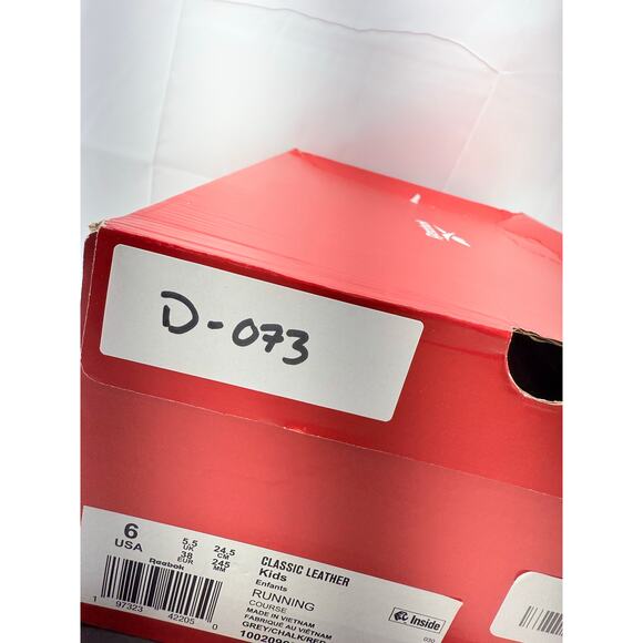 Reebok Classic Leather Size 6 Youth Womens 7.5 White Red Running Shoes Retro - Picture 9 of 9